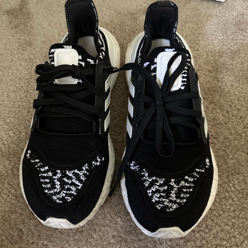 Adidas women sneakers